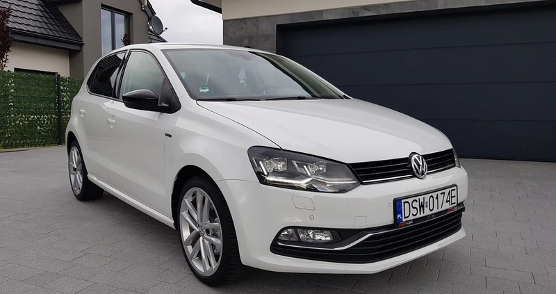 Volkswagen Polo cena 38900 przebieg: 145000, rok produkcji 2016 z Strzegom małe 781